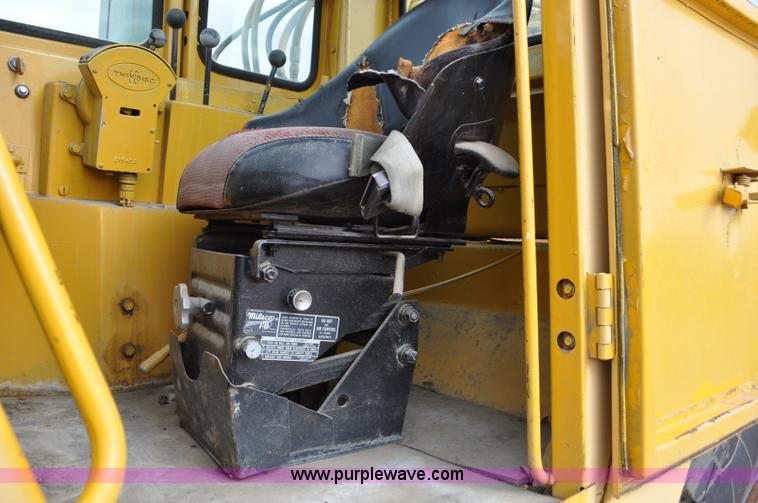 image for item G6420 John Deere 860 water wagon
