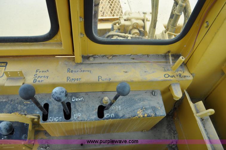 image for item G6420 John Deere 860 water wagon