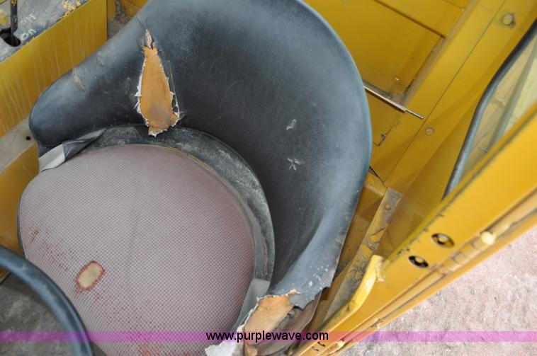 image for item G6420 John Deere 860 water wagon