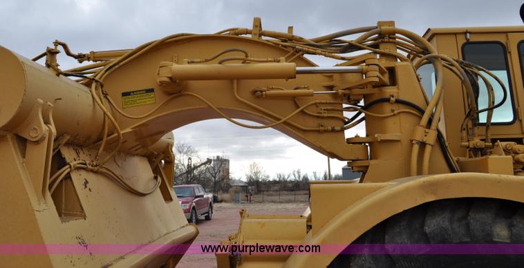 image for item G6420 John Deere 860 water wagon