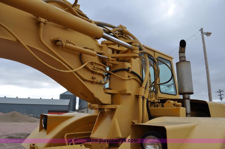 image for item G6420 John Deere 860 water wagon