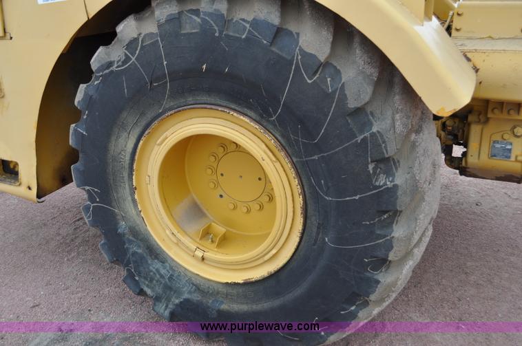 image for item G6420 John Deere 860 water wagon