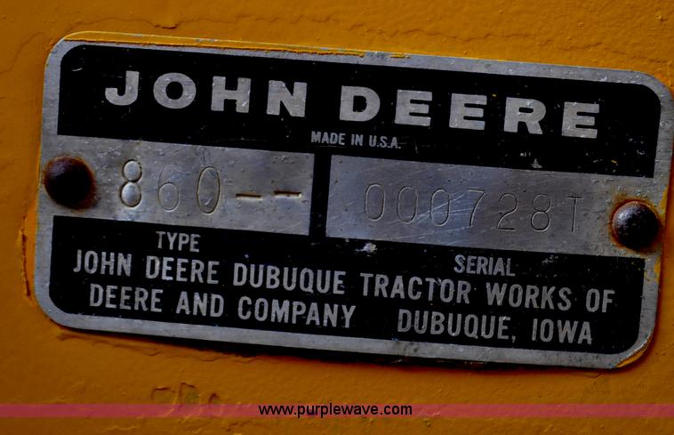 image for item G6420 John Deere 860 water wagon