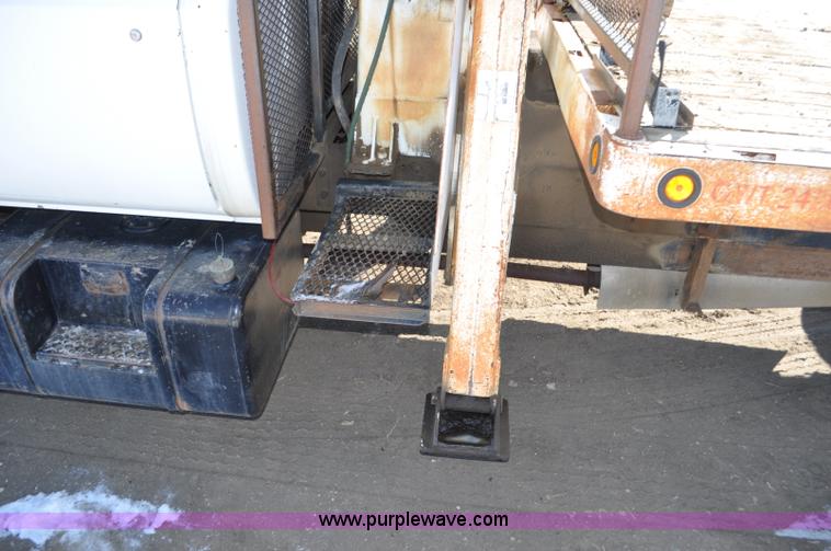 image for item G6421 1988 Chevrolet 7000 flatbed truck with crane