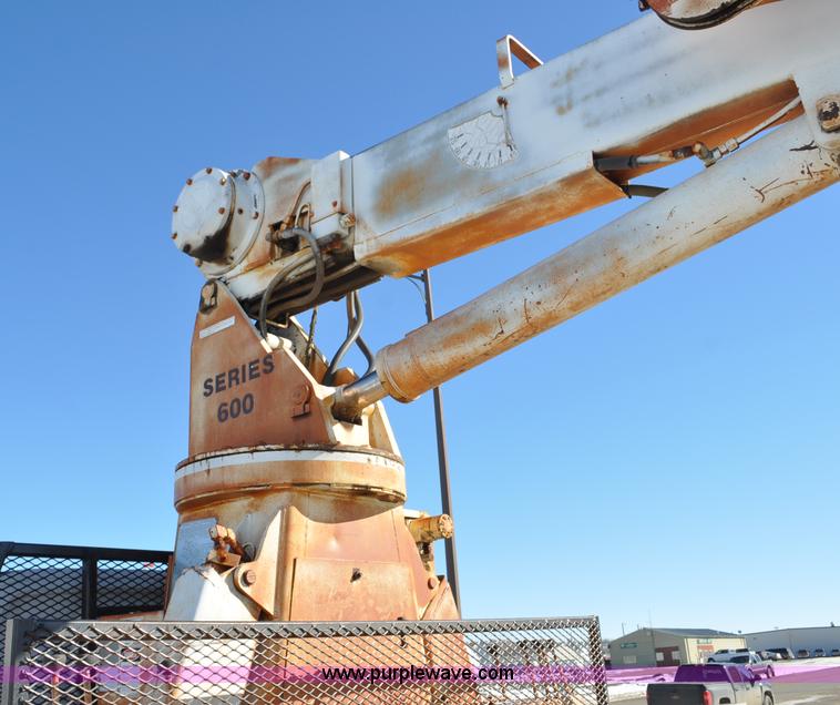 image for item G6421 1988 Chevrolet 7000 flatbed truck with crane