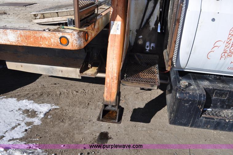 image for item G6421 1988 Chevrolet 7000 flatbed truck with crane