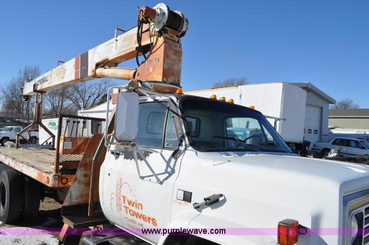 image for item G6421 1988 Chevrolet 7000 flatbed truck with crane