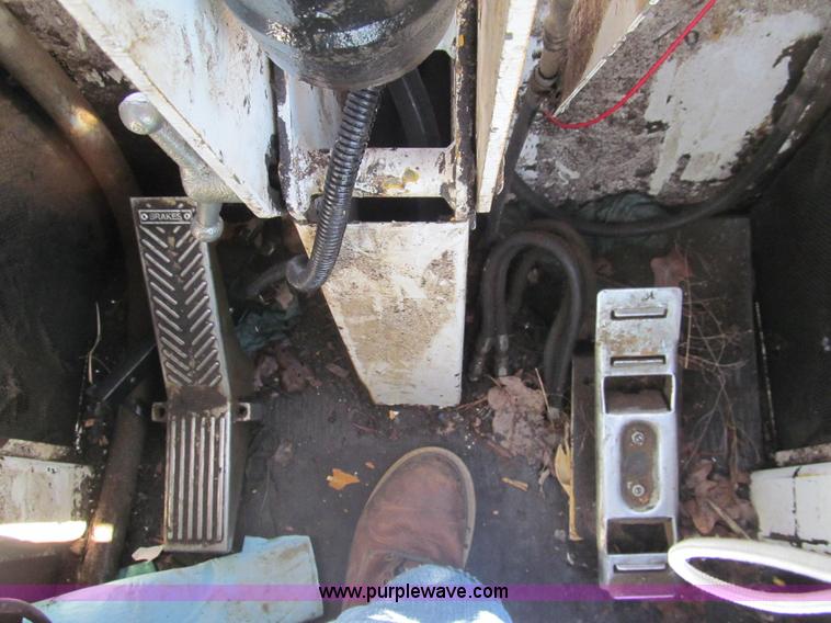 image for item G9521 Kershaw 1200 Klearway brush cutter