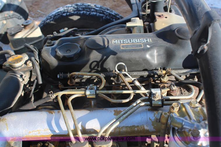 image for item H1329 1998 Mitsubishi FUSO dump truck
