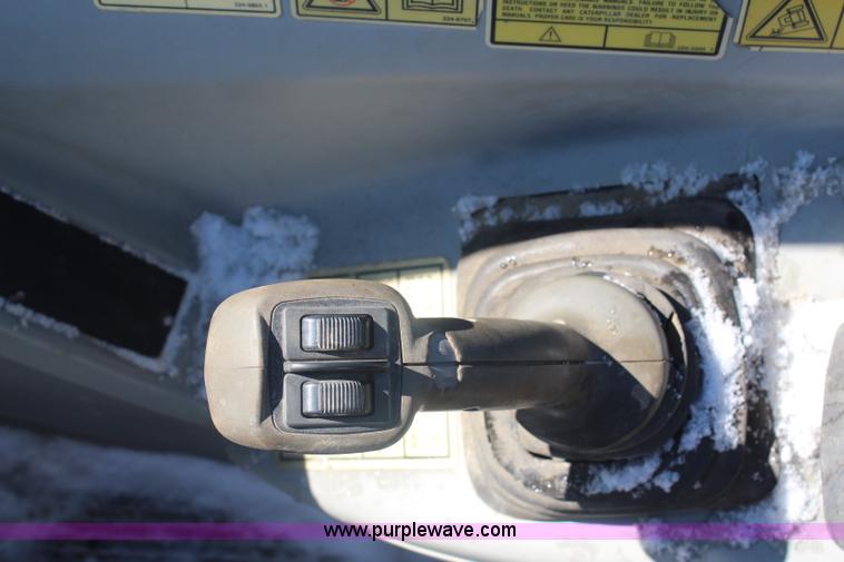 image for item H1335 2004 Caterpillar TH350B telehandler