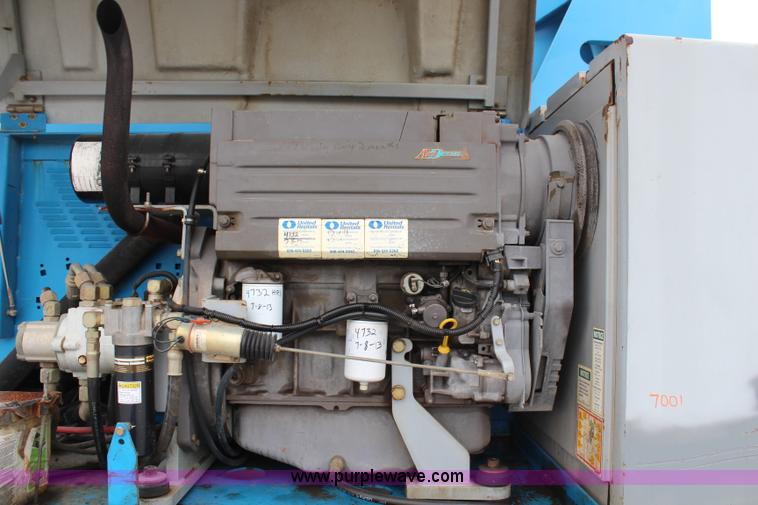 image for item H1382 1997 Genie S60 boom lift