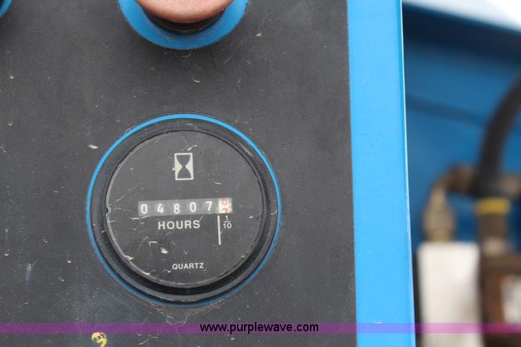 image for item H1382 1997 Genie S60 boom lift