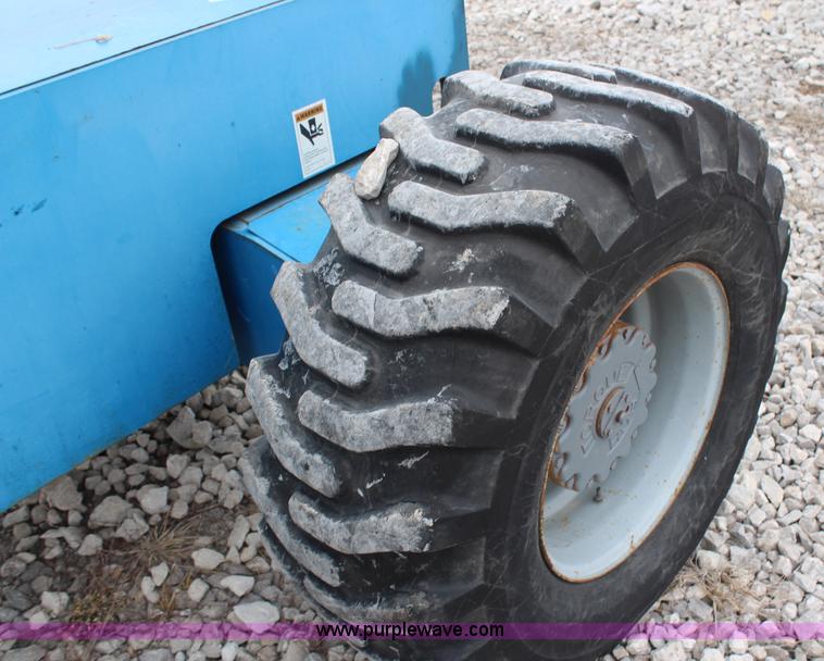 image for item H1382 1997 Genie S60 boom lift