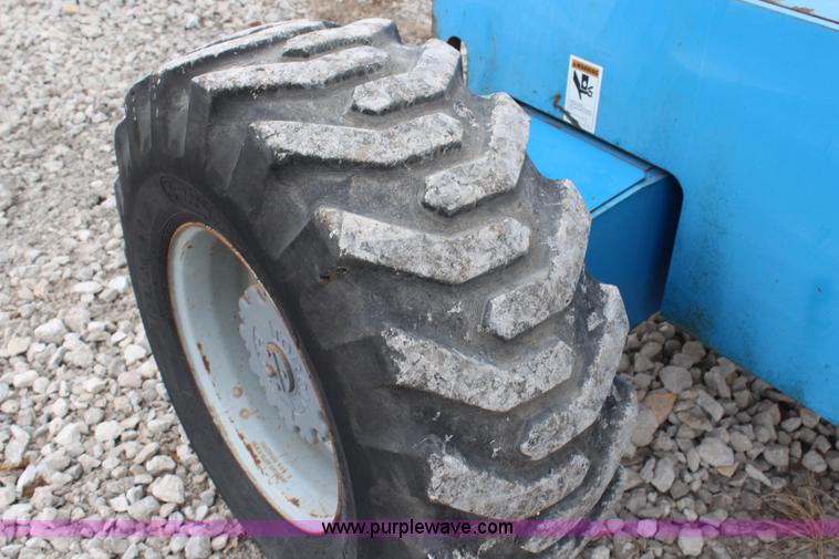 image for item H1382 1997 Genie S60 boom lift
