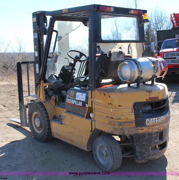 image for item H7800 Caterpillar 50 forklift