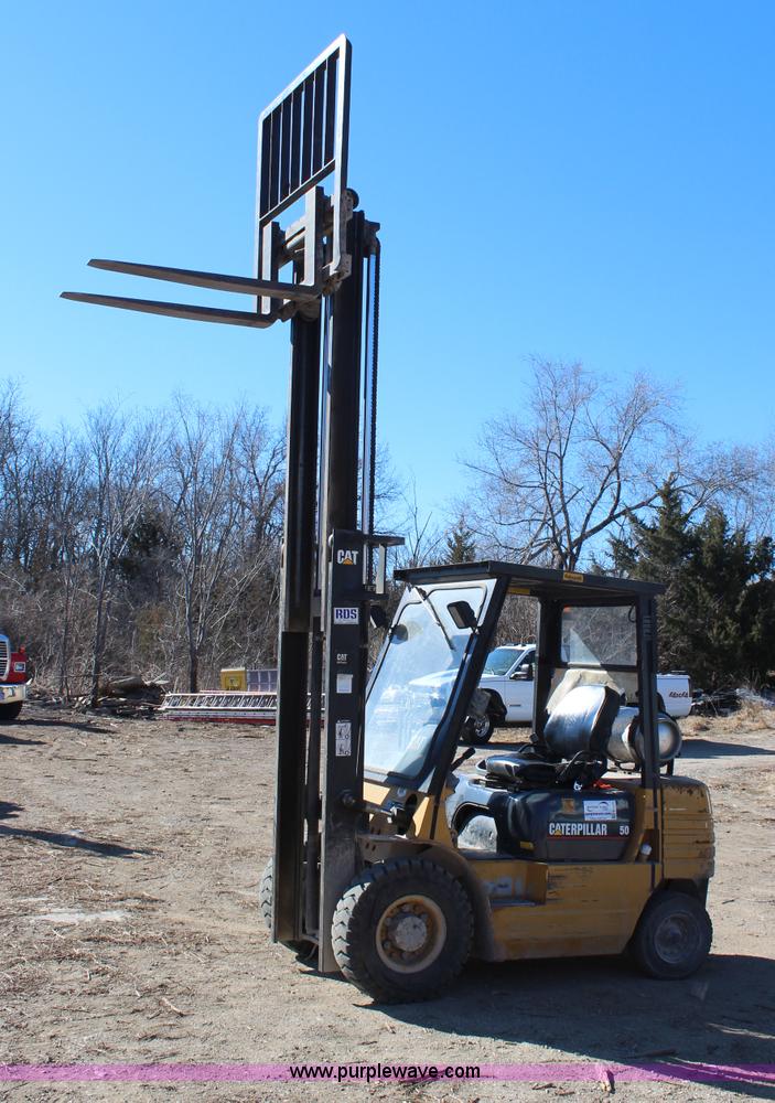 image for item H7800 Caterpillar 50 forklift