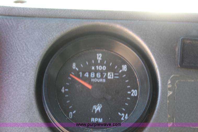 image for item H7802 2001 Mack RB688S conveyor truck