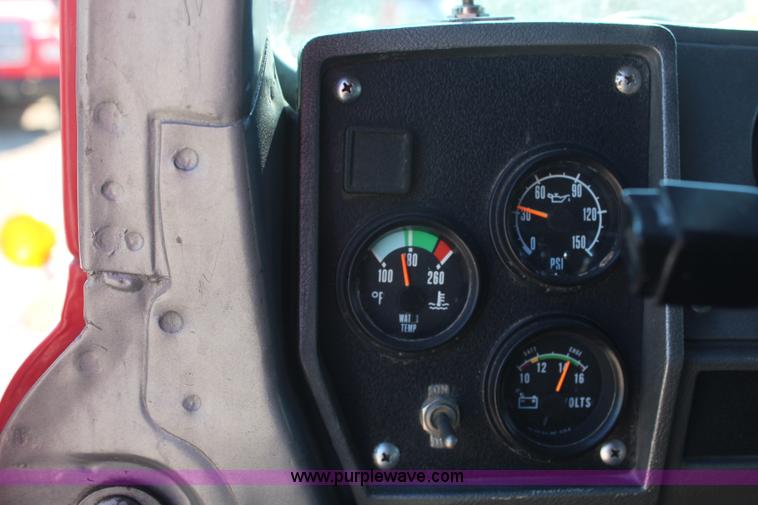 image for item H7802 2001 Mack RB688S conveyor truck