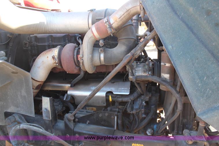 image for item H7802 2001 Mack RB688S conveyor truck