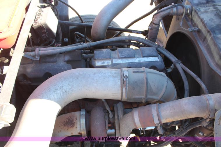 image for item H7802 2001 Mack RB688S conveyor truck