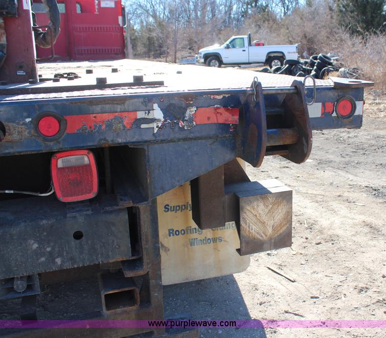 image for item H7802 2001 Mack RB688S conveyor truck