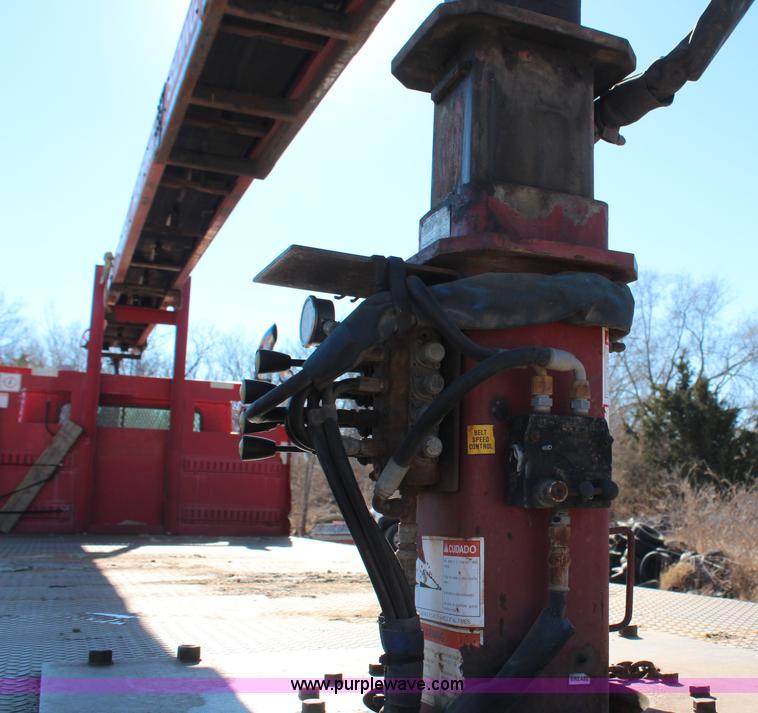 image for item H7802 2001 Mack RB688S conveyor truck