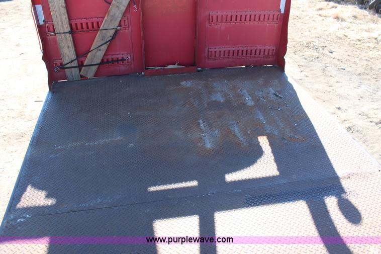 image for item H7802 2001 Mack RB688S conveyor truck