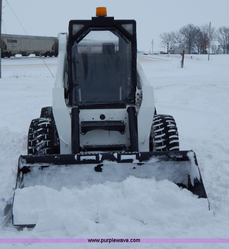 image for item I1222 2005 Bobcat S250 skid steer