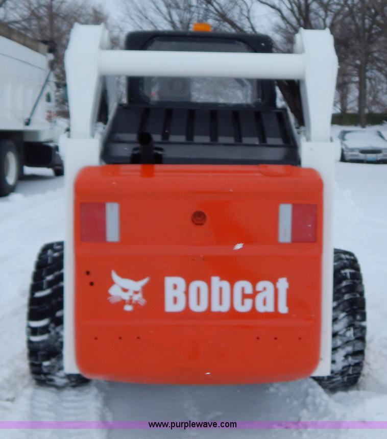 image for item I1222 2005 Bobcat S250 skid steer
