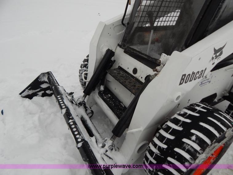 image for item I1222 2005 Bobcat S250 skid steer