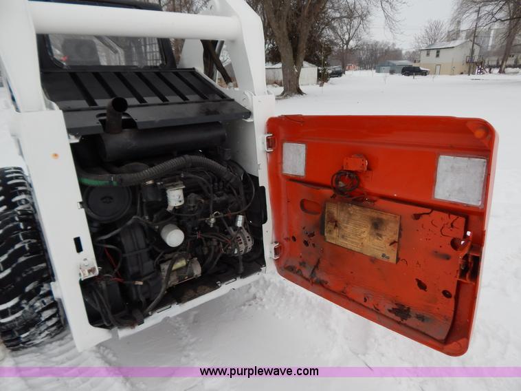 image for item I1222 2005 Bobcat S250 skid steer