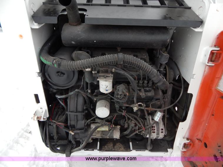 image for item I1222 2005 Bobcat S250 skid steer