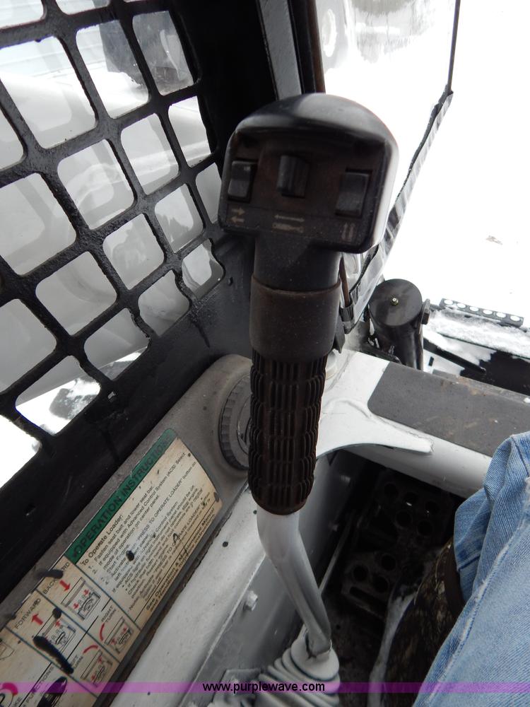 image for item I1222 2005 Bobcat S250 skid steer