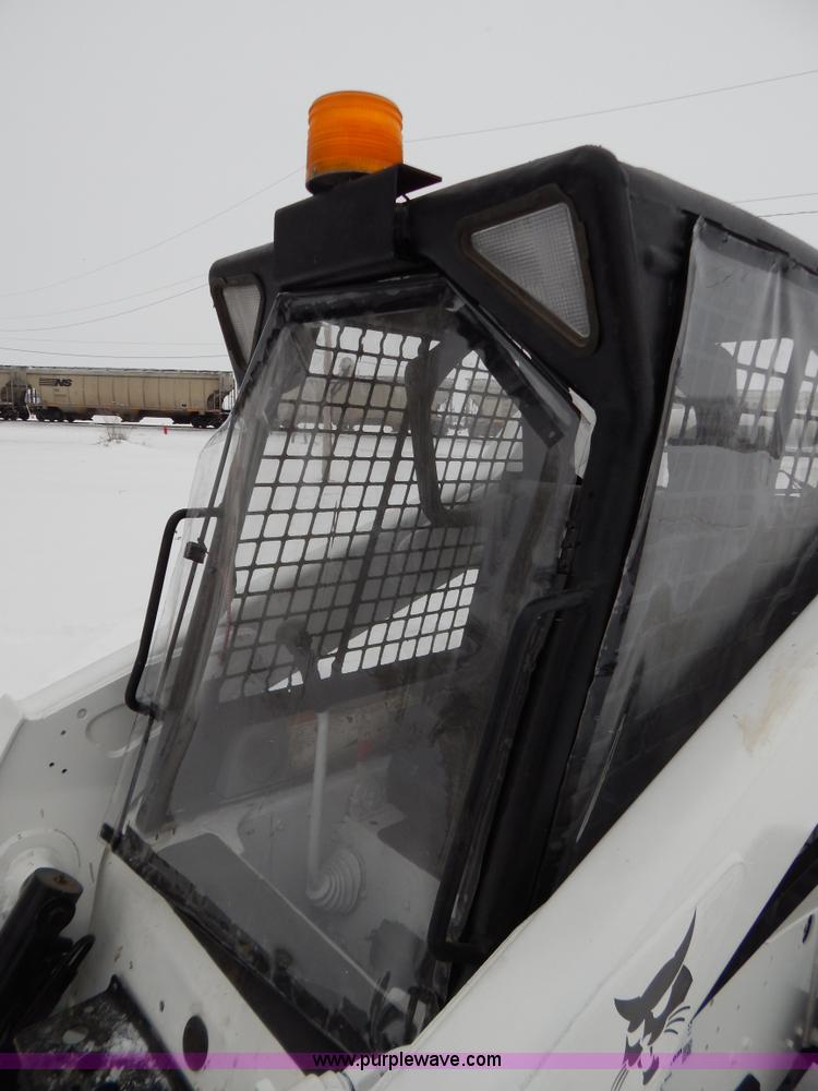 image for item I1222 2005 Bobcat S250 skid steer
