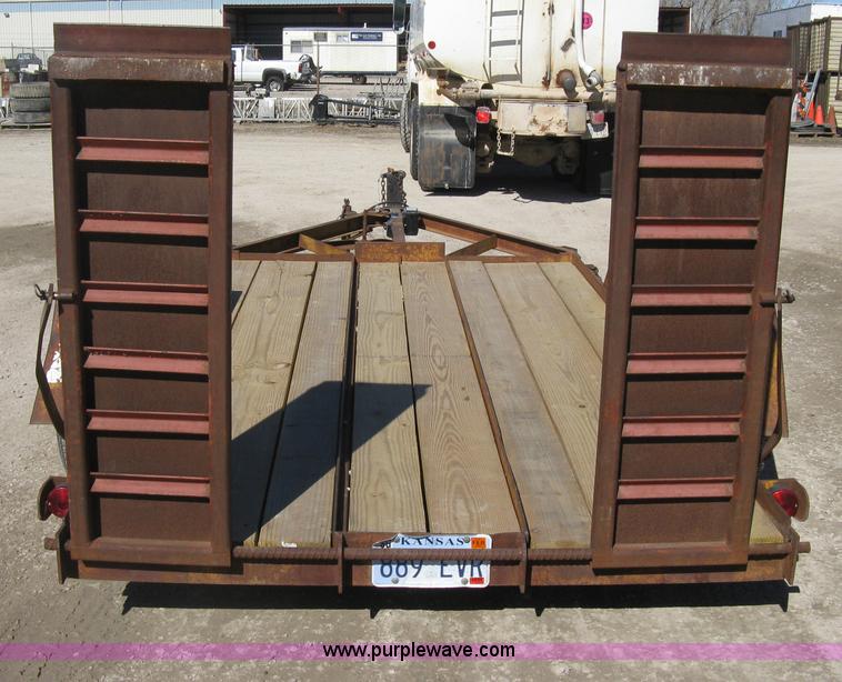 image for item I5696 1979 JFW flatbed equipment trailer