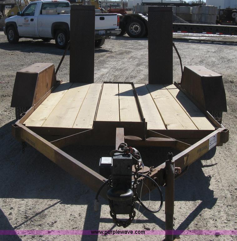 image for item I5696 1979 JFW flatbed equipment trailer