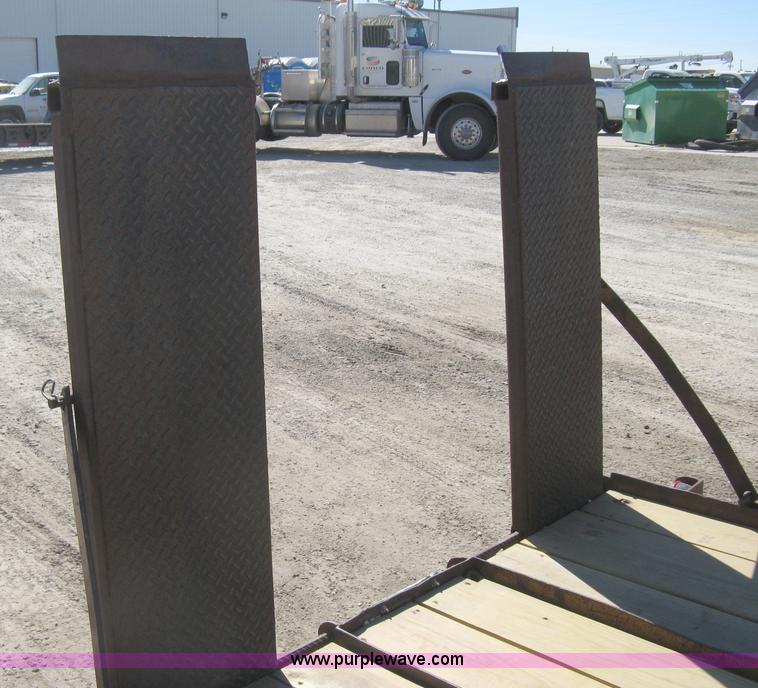 image for item I5696 1979 JFW flatbed equipment trailer