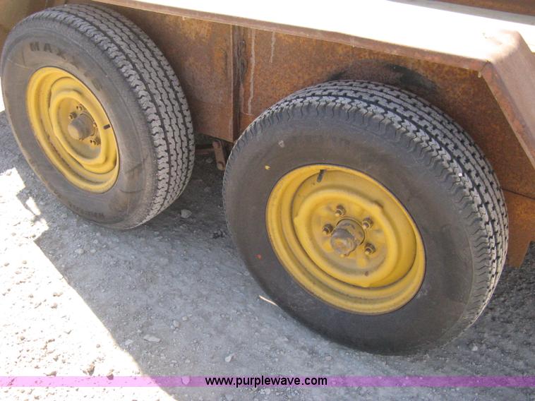 image for item I5696 1979 JFW flatbed equipment trailer