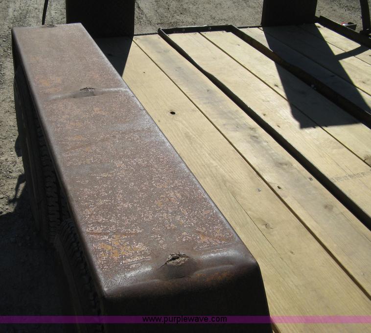 image for item I5696 1979 JFW flatbed equipment trailer