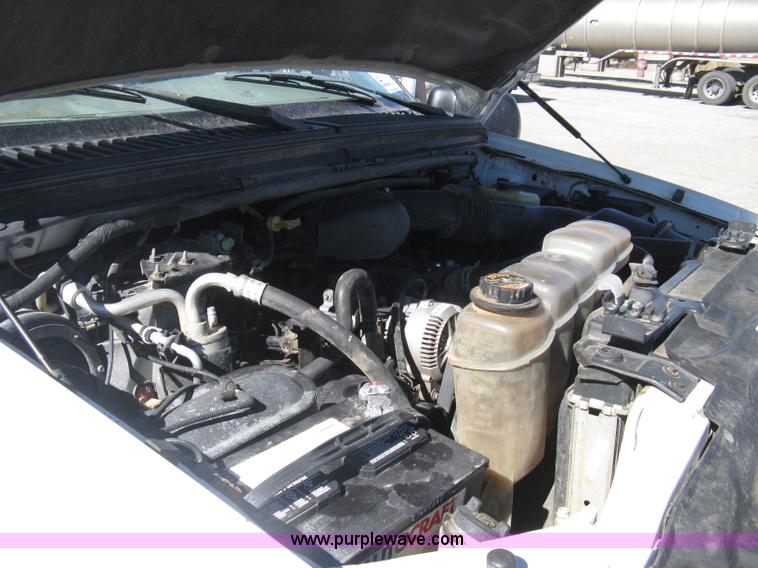 image for item I5697 2000 Ford F250 Super Duty XL SuperCab pickup truck