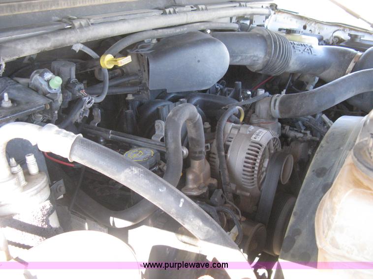 image for item I5697 2000 Ford F250 Super Duty XL SuperCab pickup truck