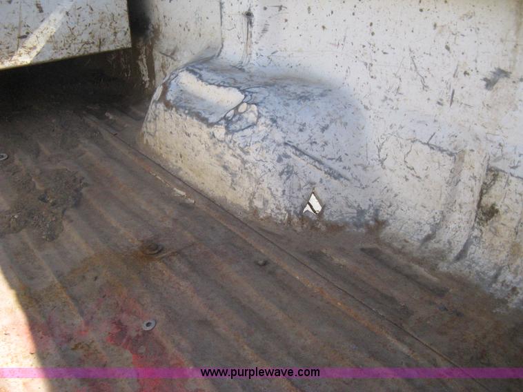 image for item I5697 2000 Ford F250 Super Duty XL SuperCab pickup truck