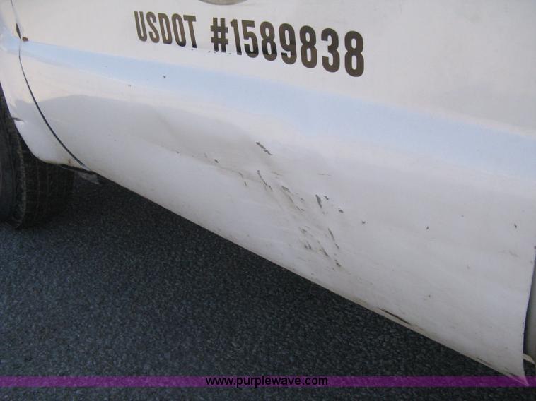 image for item I5697 2000 Ford F250 Super Duty XL SuperCab pickup truck