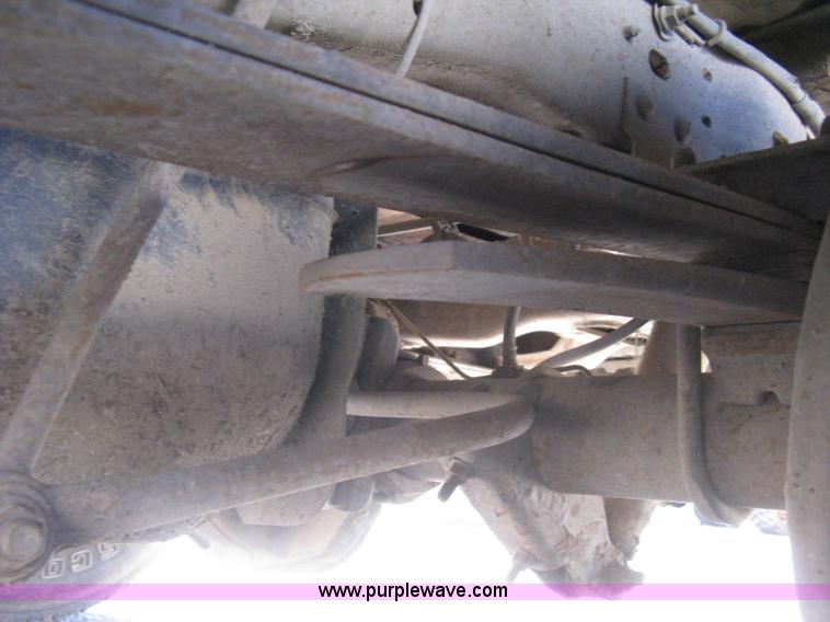 image for item I5697 2000 Ford F250 Super Duty XL SuperCab pickup truck