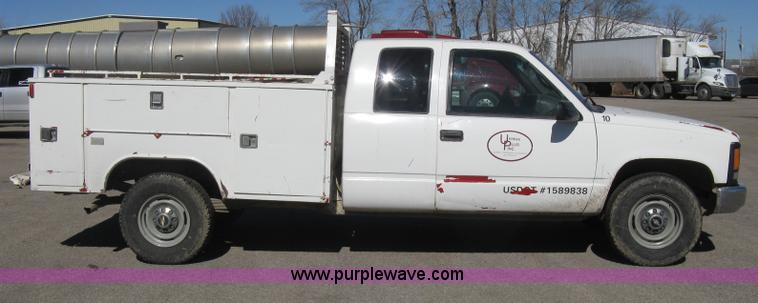 image for item I5698 1996 Chevrolet 2500 Ext. Cab utility truck