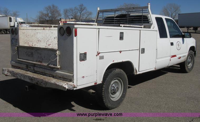 image for item I5698 1996 Chevrolet 2500 Ext. Cab utility truck
