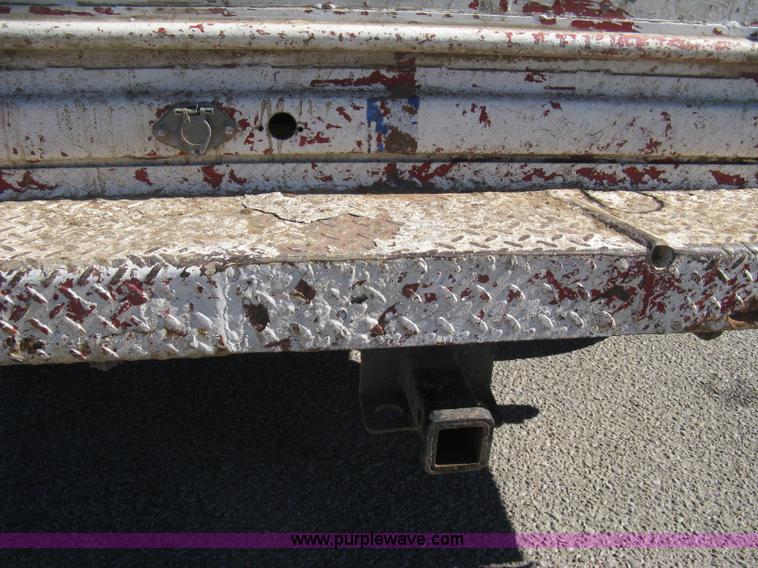 image for item I5698 1996 Chevrolet 2500 Ext. Cab utility truck