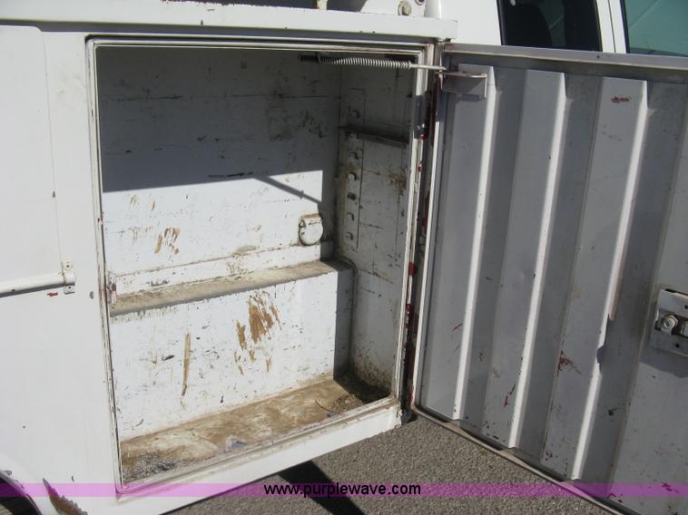 image for item I5698 1996 Chevrolet 2500 Ext. Cab utility truck