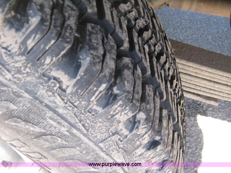 image for item I5698 1996 Chevrolet 2500 Ext. Cab utility truck