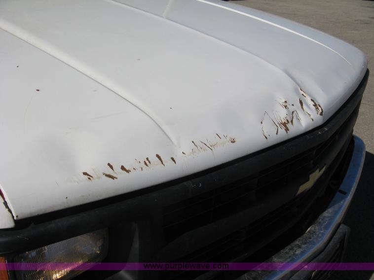 image for item I5698 1996 Chevrolet 2500 Ext. Cab utility truck